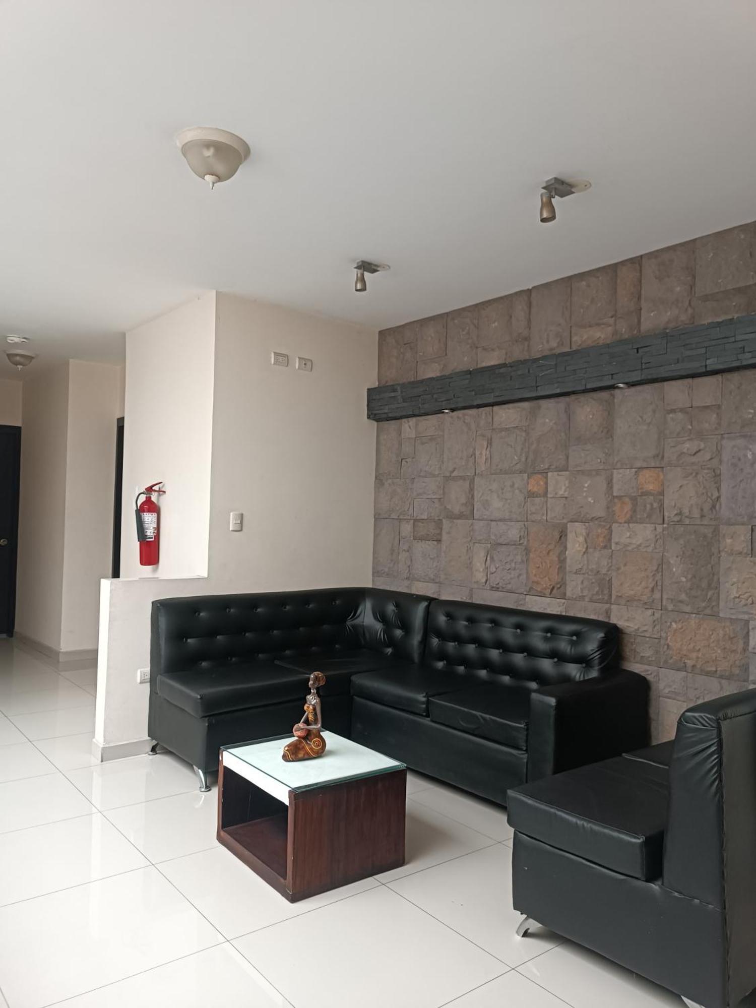 Hotel Quezada Hermanos 산토 도밍고 데 로스 콜로라도스 외부 사진